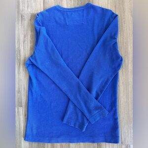 Men’s medium banana republic waffle crew neck sweater. Lightly worn